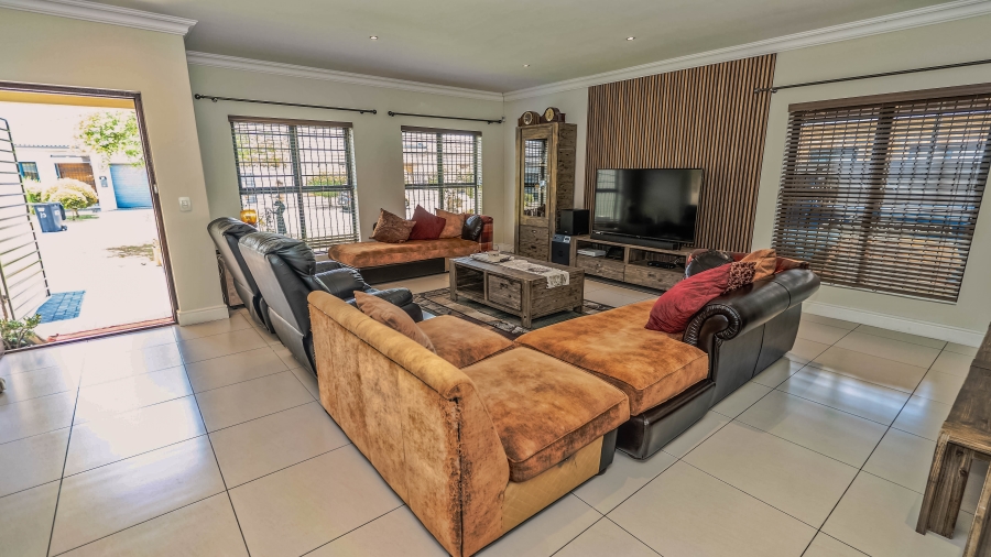 3 Bedroom Property for Sale in Sonkring Western Cape